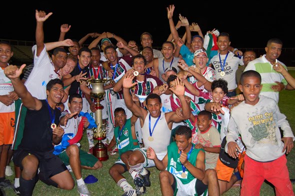 Fotos do Fluminense campeão da Copa Jaques Wager 